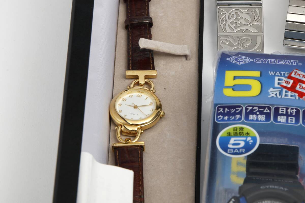 腕時計 おまとめ USED品 未開封 CYBEAT リンベル G-SHOCK avex 10th Anniversary CASIO ALBA PERSON'S swatch Honey J-AXIS IRONY レトロ_画像2