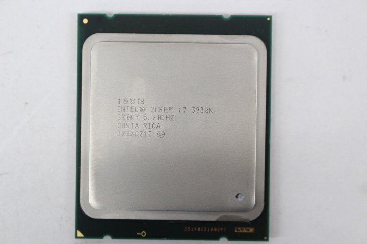 Intel CPU 第3世代 Core i7 3930K 3.20GHz LGA2011☆_画像1