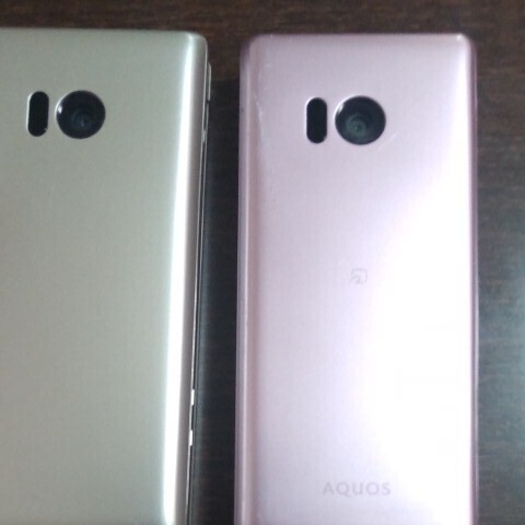  ドコモ AQUOS 携帯電話 SH-02L ２台 充電器２台の画像5