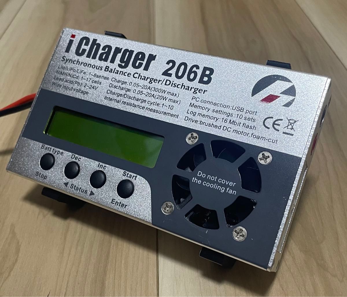 iCharger 106B / 206B 系統 専用 充電器 スタンド iCharger 106B / 206B 系統 専用 充電器 スタンド