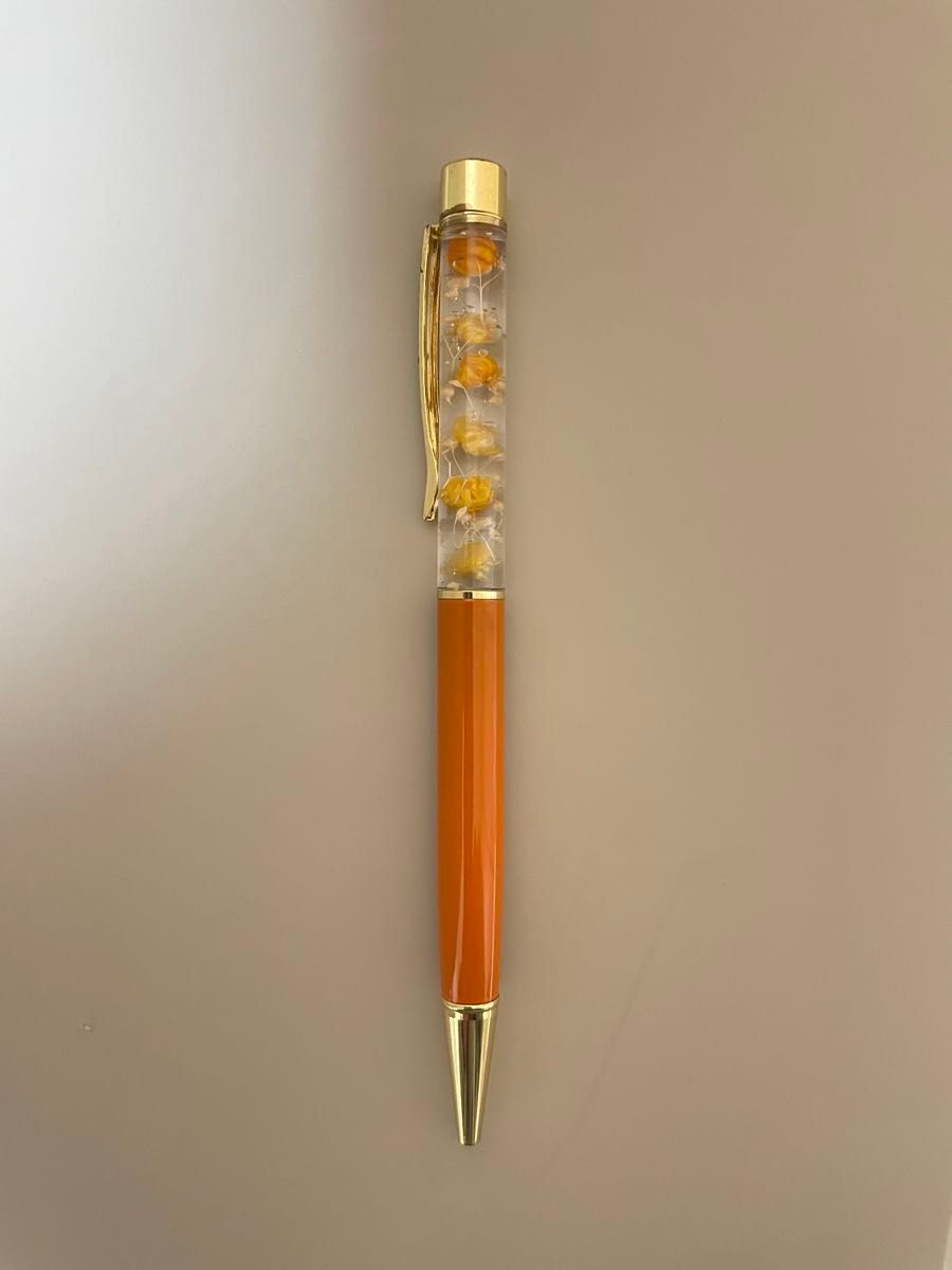 ハーバリウム　ボールペン　完成品　花　フラワー　オレンジ　黄色　黒　ゲルインク　