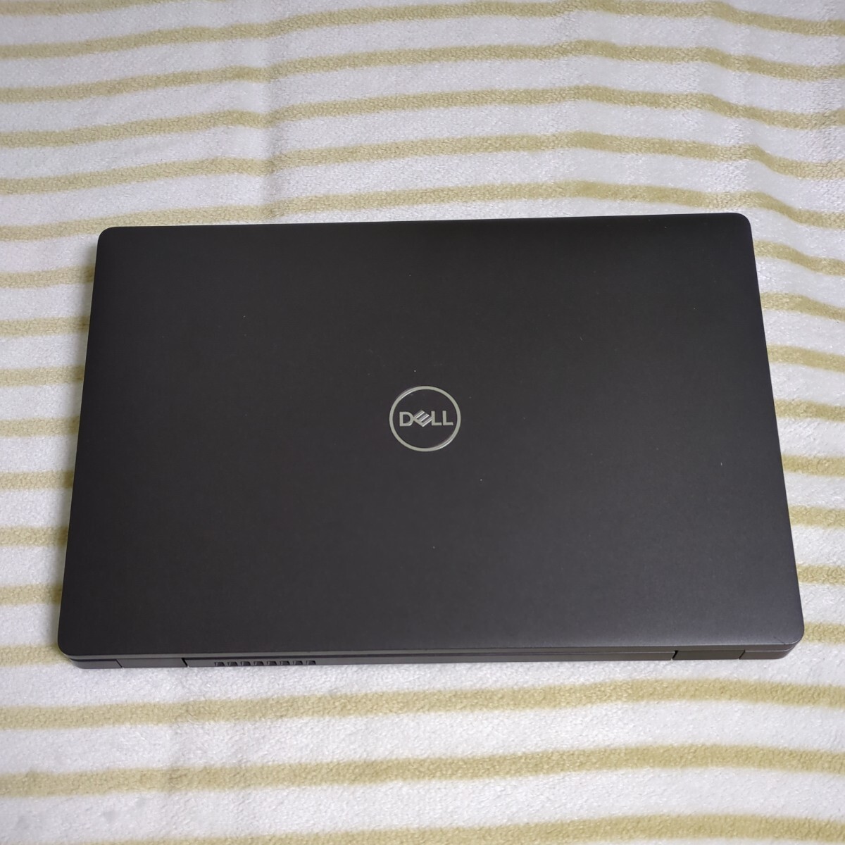 ノートパソコン　DELL Latitude 5300_画像1