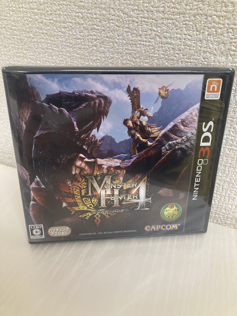 [ new goods unopened ] Monstar Hunter 4 NINTENDO3DS MONSTER HUNTER4 CAPCOMmon handle 