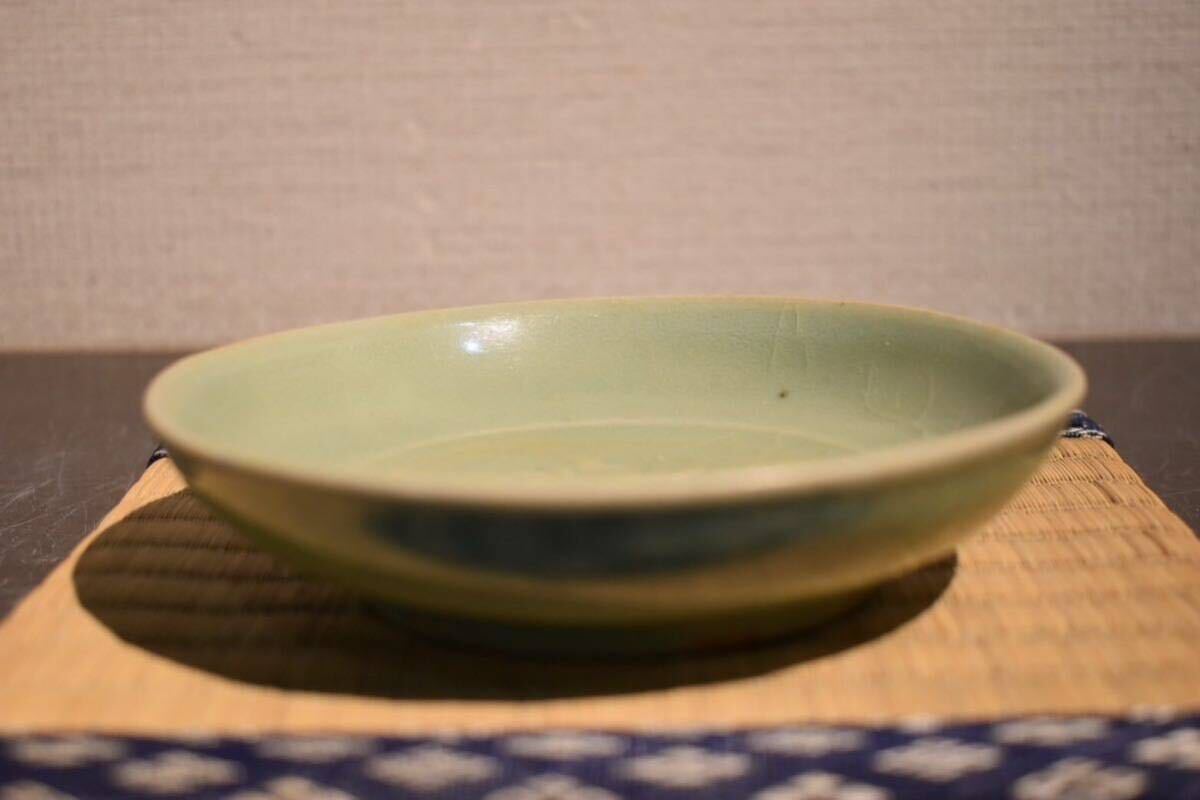 【GE】Y405【コレクター所蔵品】時代 青瓷小皿 /中国古玩 中国美術 骨董品 時代品 美術品 古美術品 _画像2