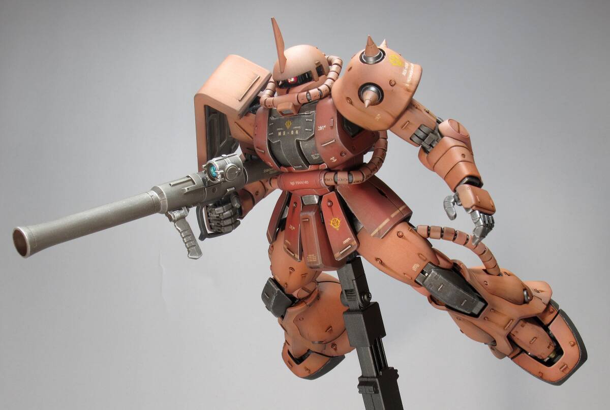 MG 1/100 MS-06S シャア専用ザクⅡ 戦場風 改修塗装完成品 MG 1/100 MS-06S シャア専用ザクⅡ 戦場風 改修塗装完成品