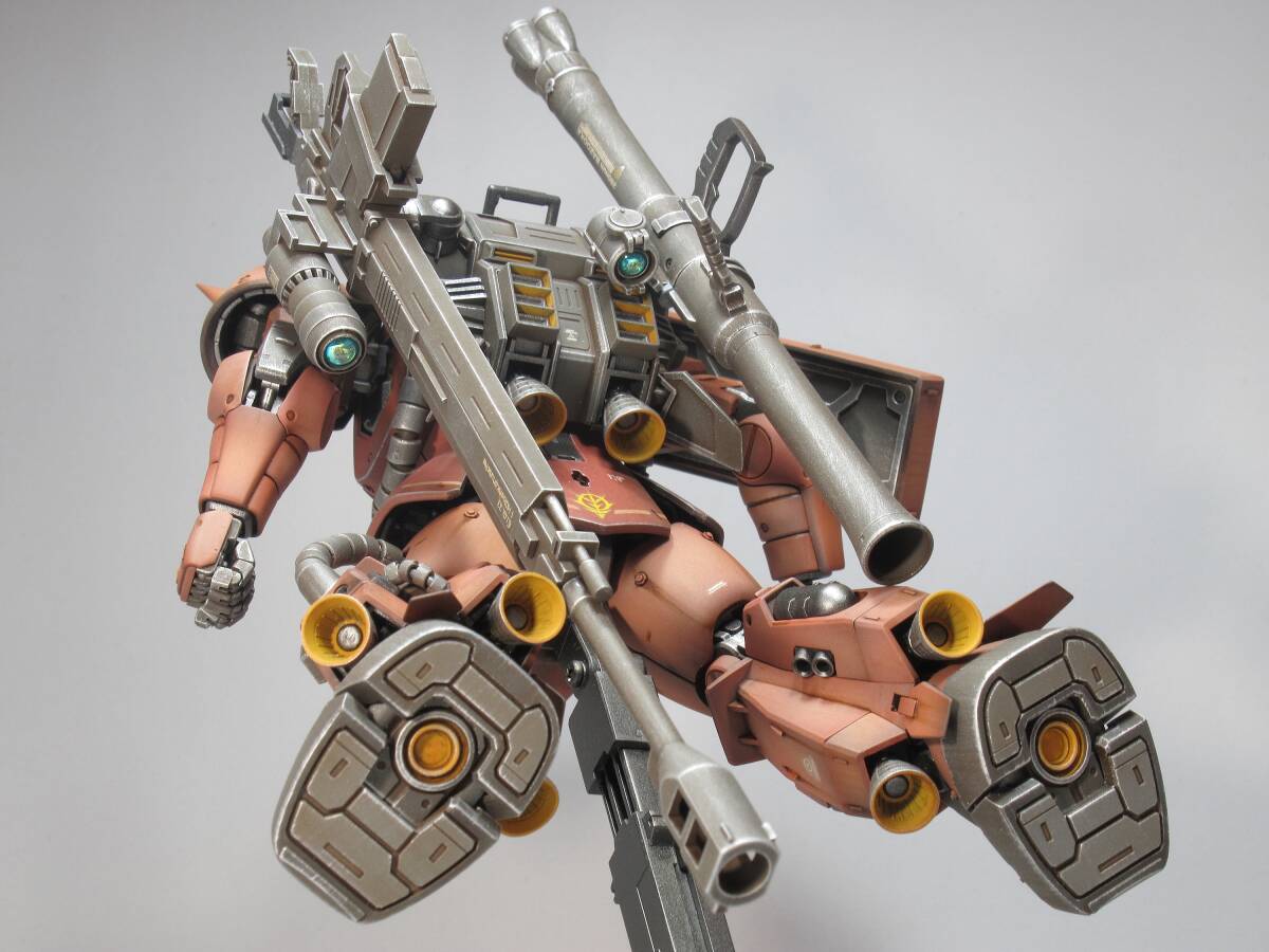 MG 1/100 MS-06R-1A シャア専用 高機動型ザクⅡ 戦場風 改修塗装 MG 1/100 MS-06R-1A シャア専用 高機動型ザクⅡ 戦場風 改修塗装