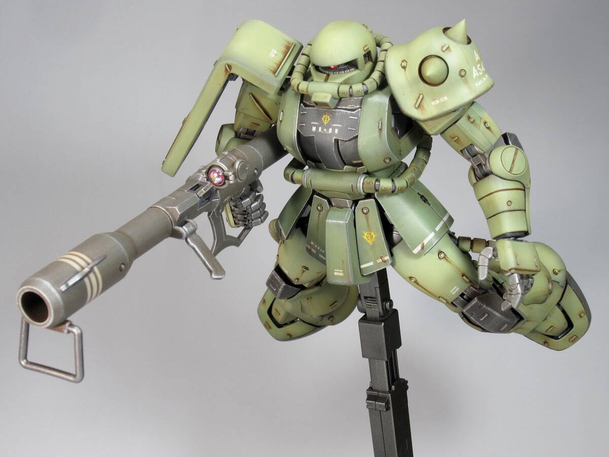 【MG 1/100 MS-06F 量産型ザクⅡ 戦場風 改修塗装完成品】_画像4