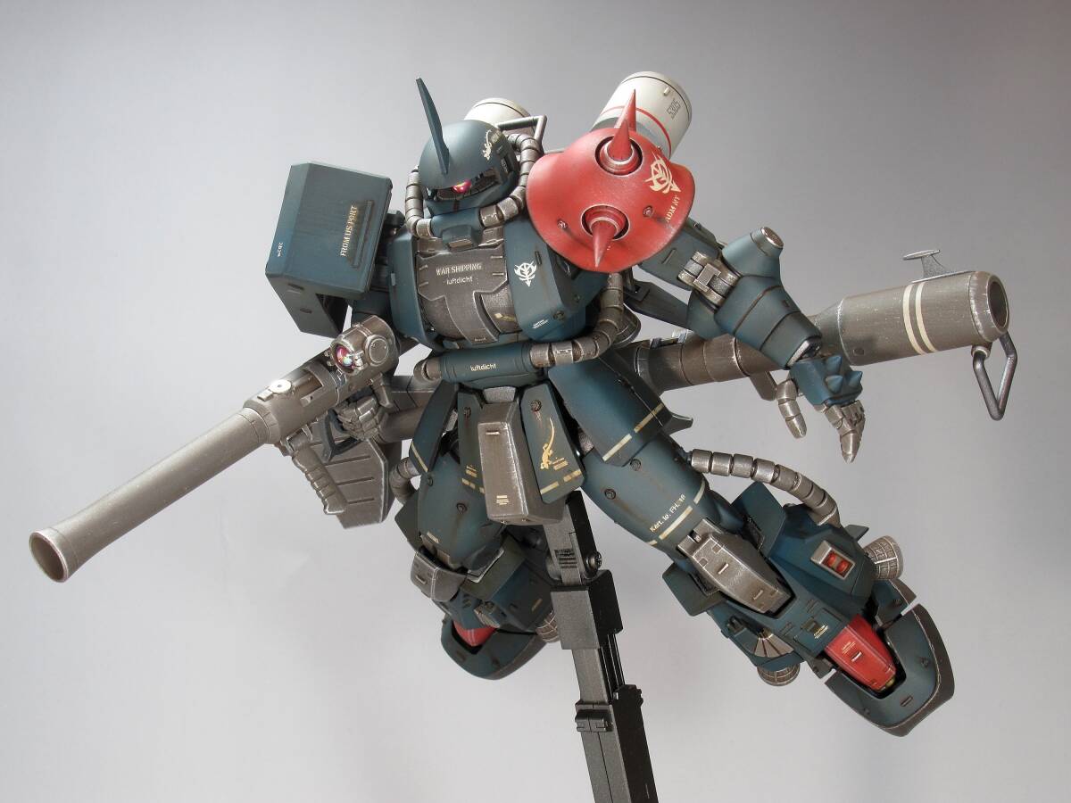 【MG 1/100 MS-06R-1A 高機動型ザクⅡ ブラックオーガー エルマー・スネル大尉機 戦場風 改修塗装完成品】_画像5