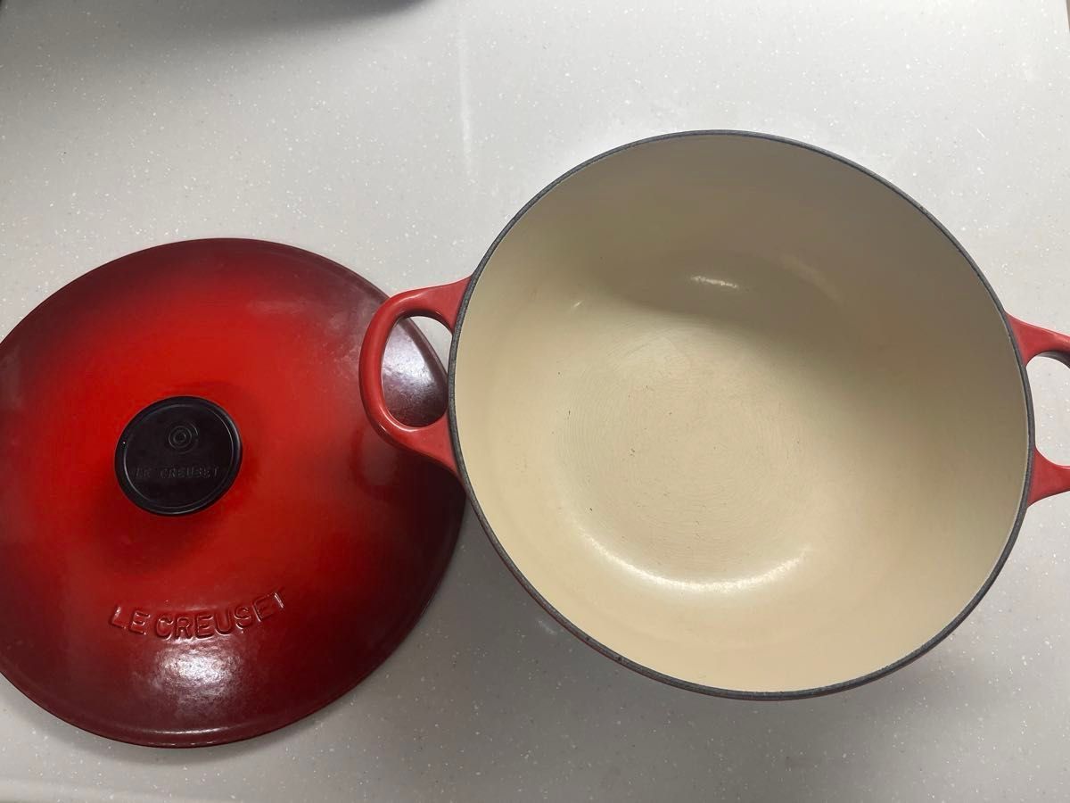 両手鍋 クルーゼ CREUSET ルクルーゼ　24 フランス　マルミット　チェリーレッド　赤　レッド　煮込み料理