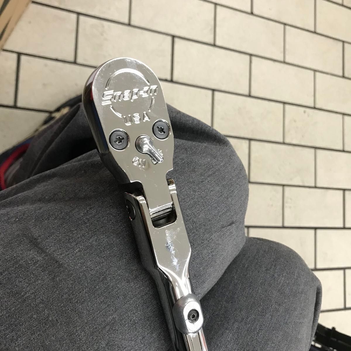 Snap-On スナップオン 1/2(12 7) ロック付フレックスヘッド Snap-On スナップオン 1/2(12 7) ロック付フレックスヘッド