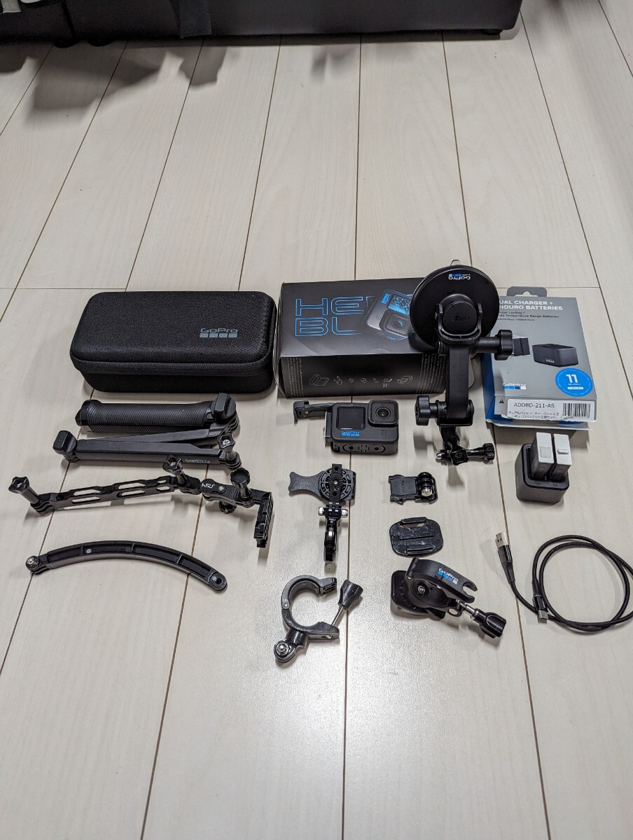 23800円 超お買得 GoPro HERO11 BLACK フルセット+特典付属品 23800円 超お買得 GoPro HERO11 BLACK フルセット+特典付属品
