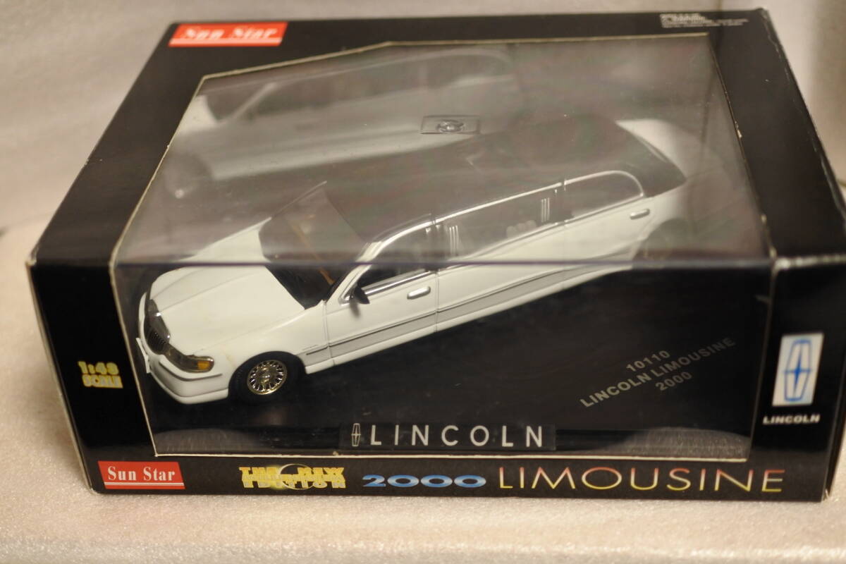 1/43 Sunstar Lincoln stretch Limousine 2000 black / white unused goods rare model 