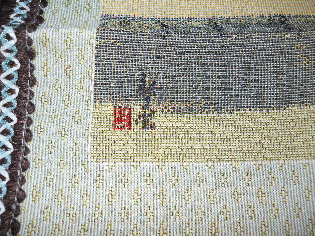 ゴブラン織り テーブルセンター お目出度い柄 富士山と鶴 未使用品 綺麗です。の画像7