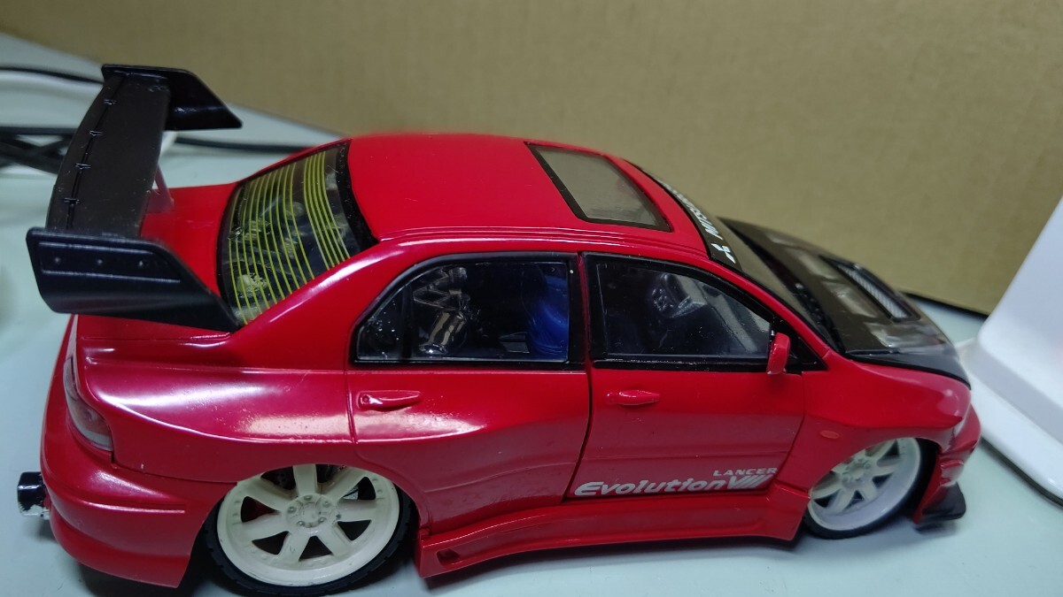 スケール 1/24 MITSUBISHI LANCER EVOLUTION VⅢ ！ 三菱 ランサー ！ 世界の名ラリーカーコレクション！_画像7