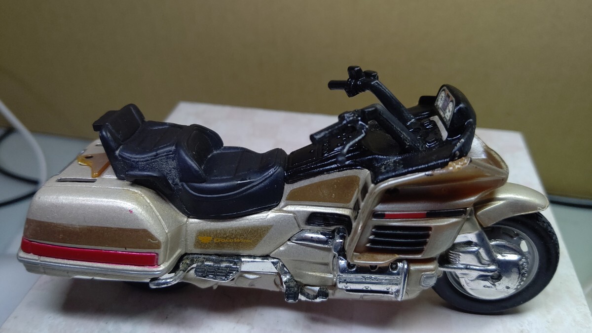 スケール 1/18 Honda GOLD WING ！ 世界の名バイクコレクション！ Maistの画像8