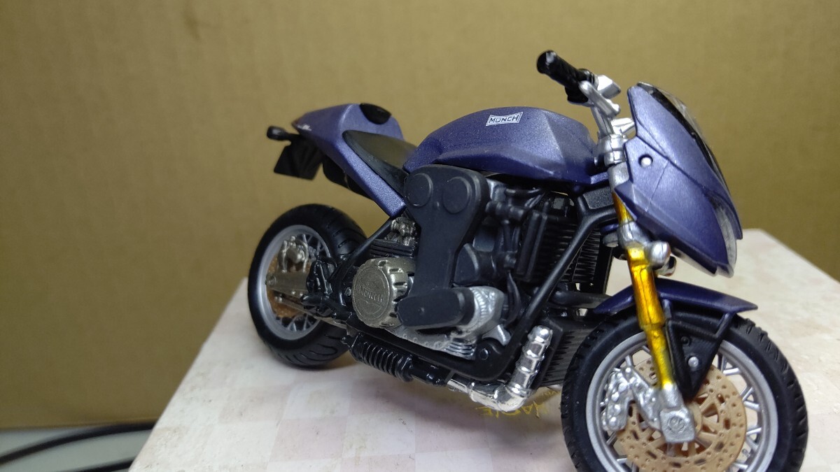 スケール 1/18 MUNCH ！ 世界の名バイクコレクション ！ Maistの画像9