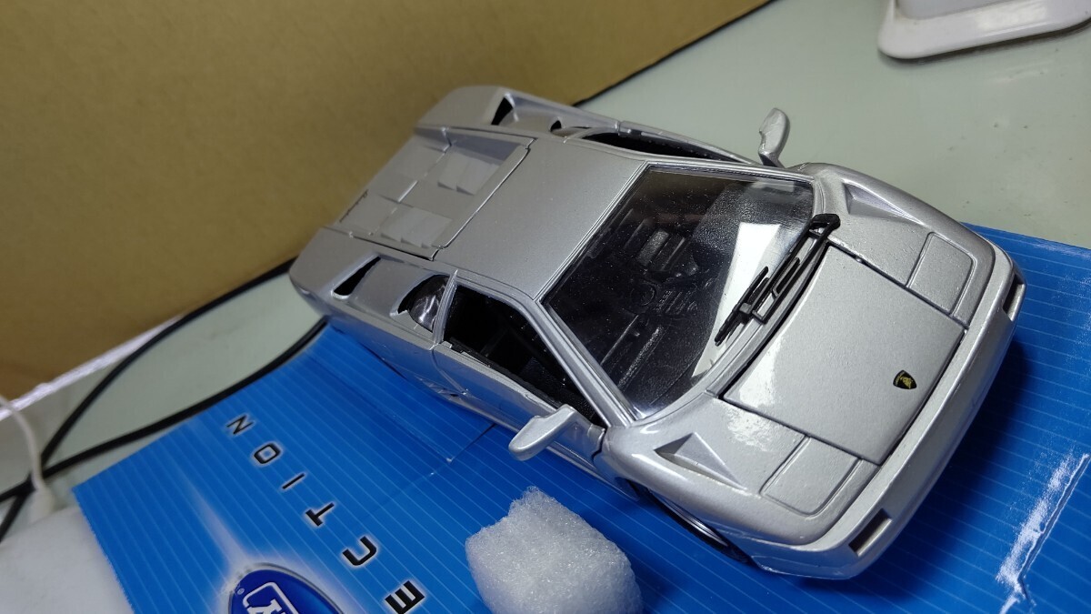 スケール 1/24 LAMBORGHINI Diablo ！ ランボルギーニ！ 世界の名車コレクション！ WELLY_画像8