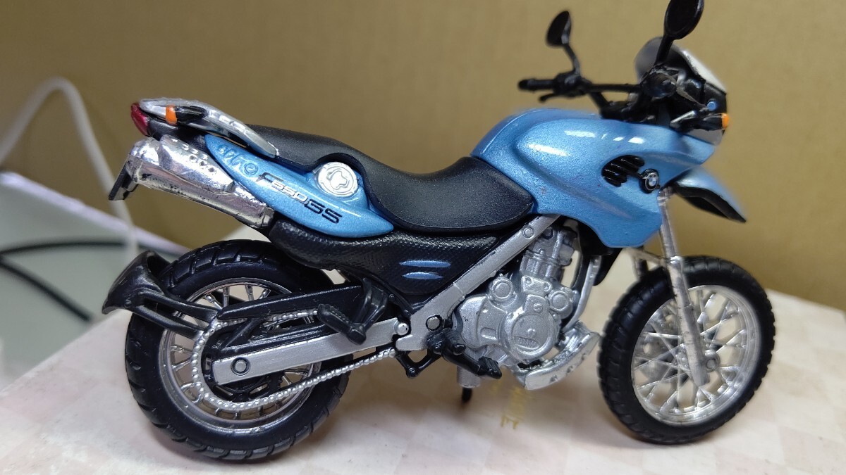 スケール 1/18 BMW F650 GS ！世界の名バイクコレクション！ Maistの画像7