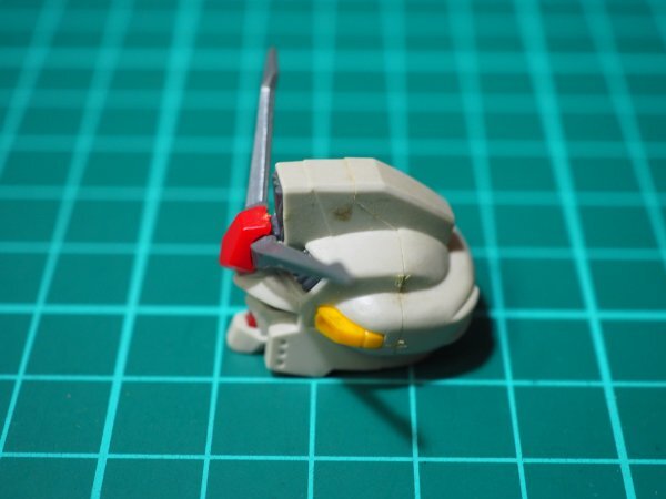 ☆A8718☆ジャンク★バンダイ MG 1/100 GP02A ガンダム試作２号機サイサリス 頭部のみ ジャンク部品取り 完成品_画像2