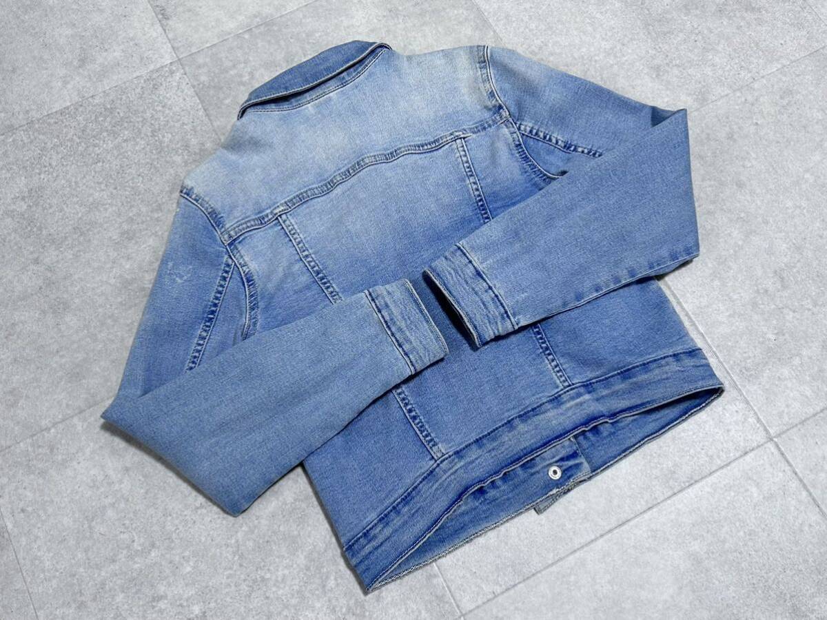 ほぼ 新品 未使用 H&M &DENIM デニム キッズ 140 ストレッチ ジャケット コート 長袖 ジュニア 男女兼用 ブルー系 スナップボタン_画像2