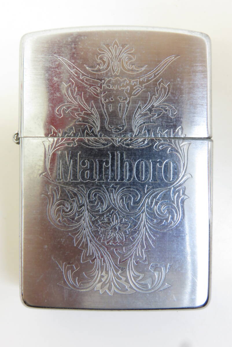 16057 小603-199　ジッポー　マルボロ　Zippo　Marlboro　シルバー色 銀色　オイルライター　喫煙具　中古品　佐川60_画像2
