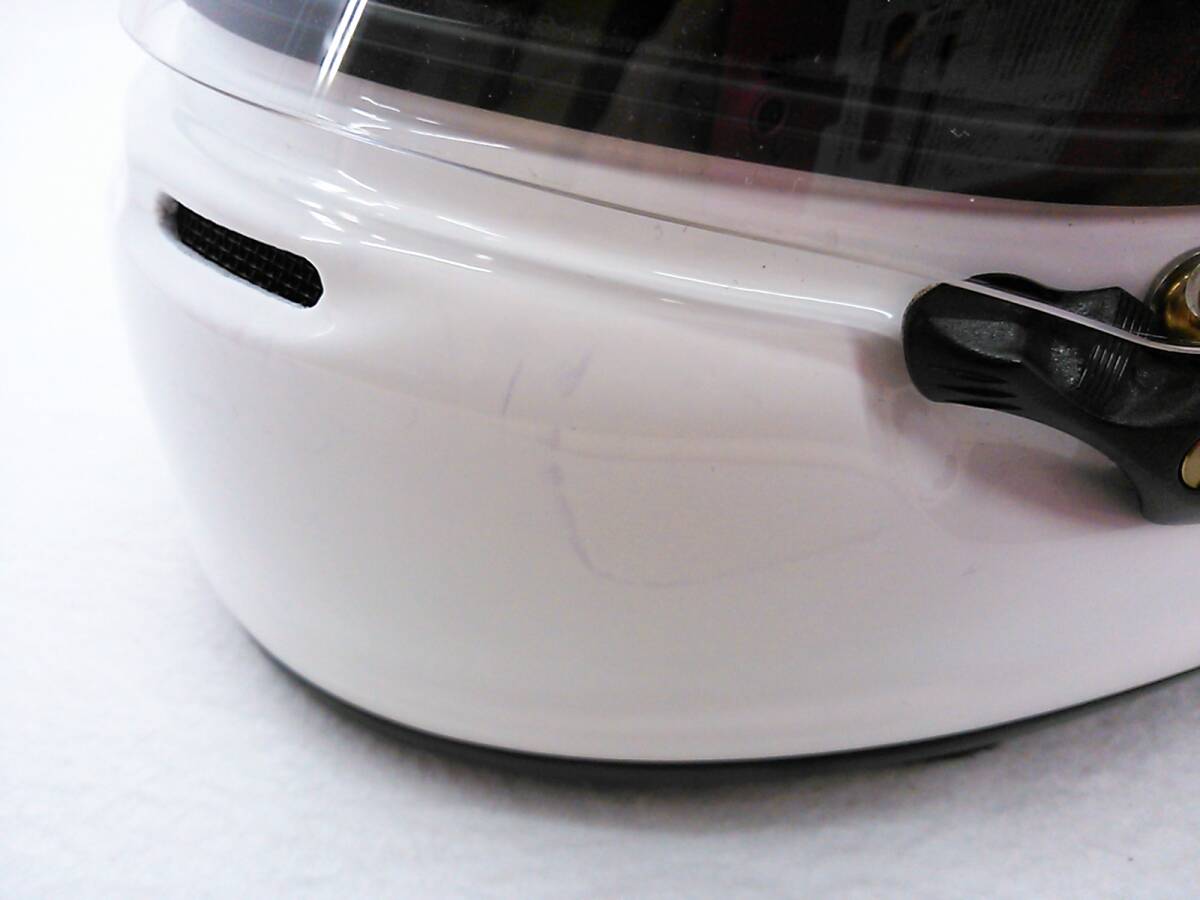 【送料無料】使用回数少 良品 Arai アライ GP-6S WHITE ホワイト Lサイズ 59-60cm 4輪用 カート フルフェイスヘルメットの画像3