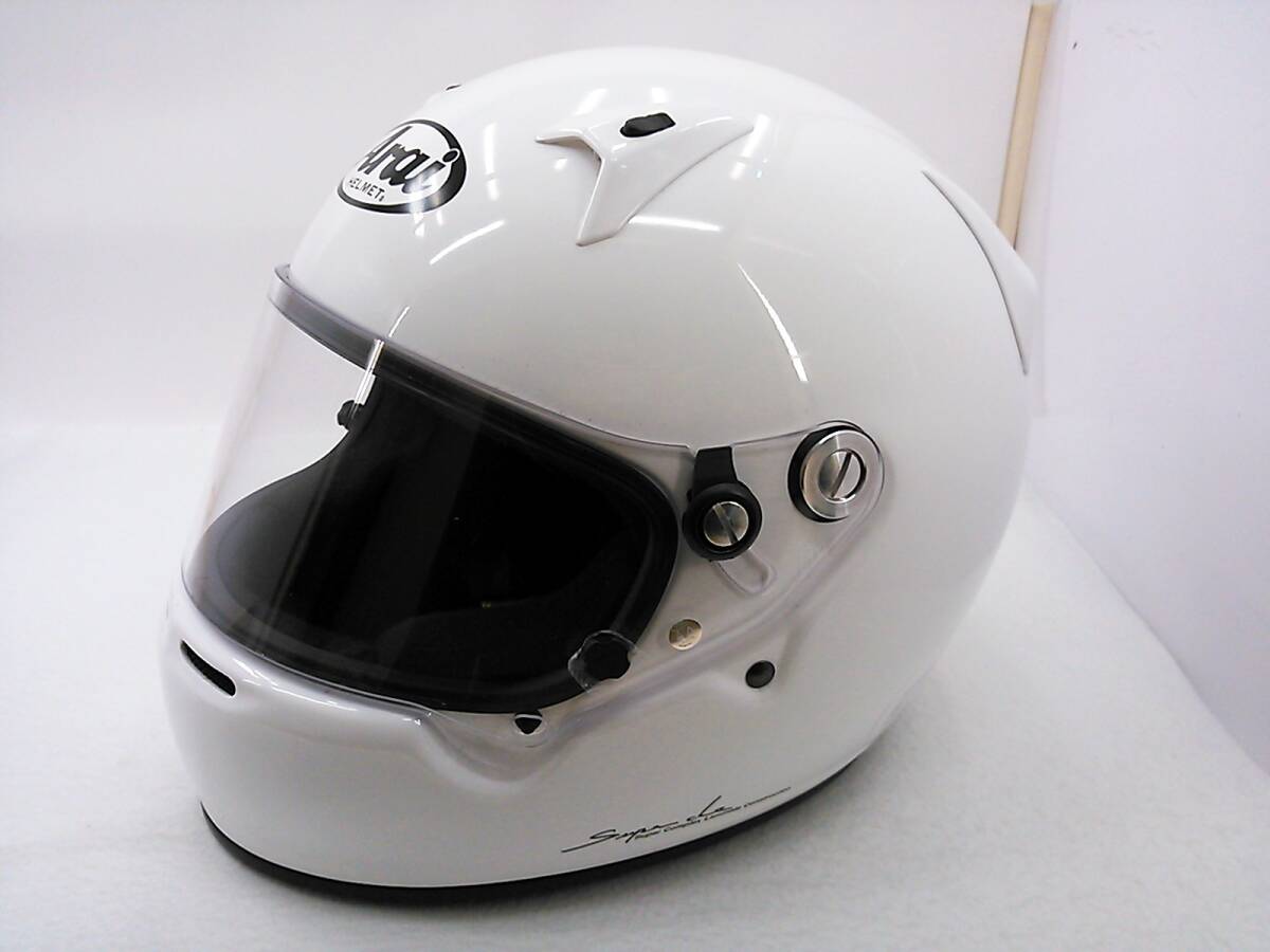 【送料無料】試着程度 美品 Arai アライ GP-5W 8859 WHITE ホワイト Lサイズ 59cm 元箱付き フルフェイスヘルメット 4輪用 カート_画像2