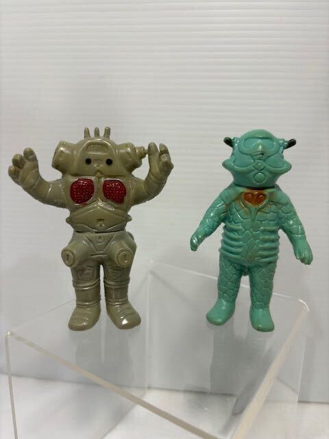 1971年当時★ブルマァク★ベル星人★ソフビ人形 １０．０ｃｍ 当時物 ウルトラ怪獣 ウルトラセブン 版権有 現状_右の人形のみの出品です