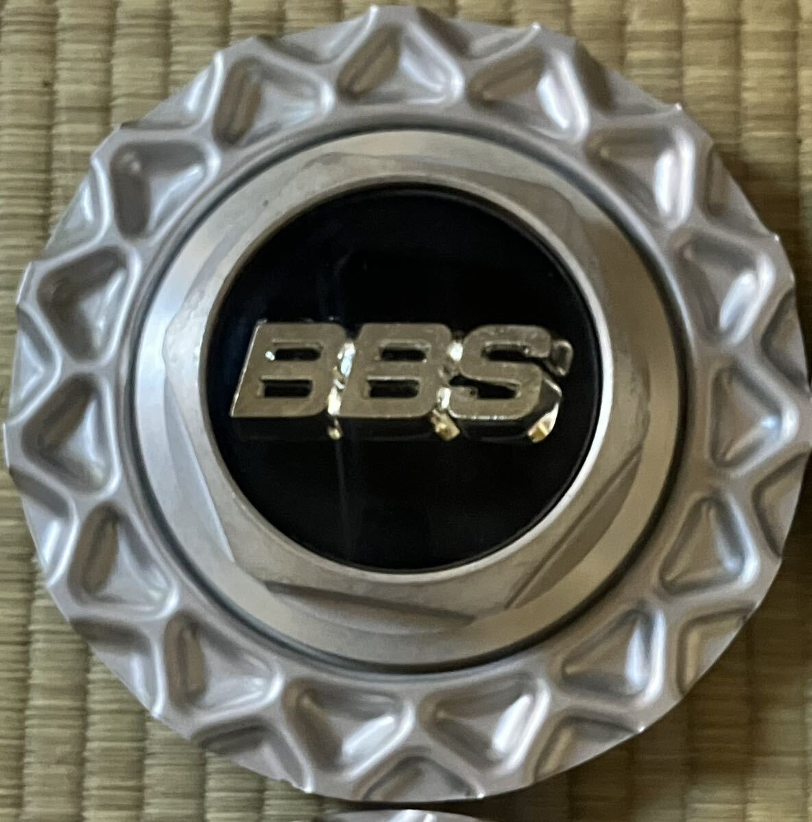 BBSセンターキャップ RS ネジ式 4枚セット 当時物 正規品 ネジ式 14インチ 15インチ ロータイプ ホイールキャップの画像2