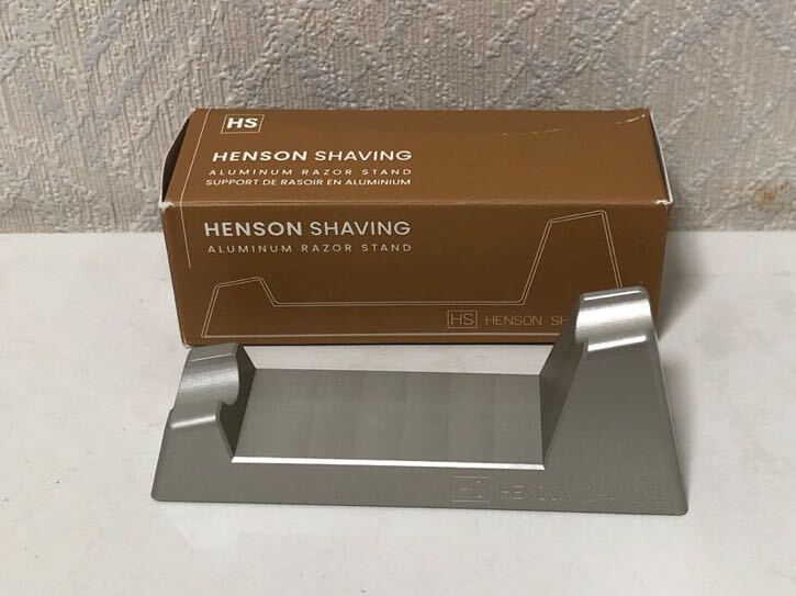 603i0727 【正規品/メーカー保証付】HENSON SHAVING（ヘンソンシェービング）HENSON AL13 専用スタンドの画像1