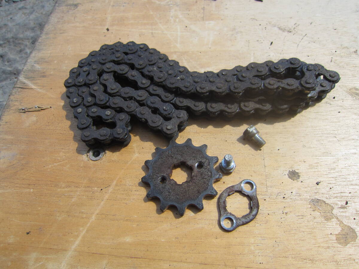 SATU436 Super Cub 50 custom chain sprocket used postage 370 jpy 12V Cub C50-0856*** including in a package OK AA01 with a self-starter Cub 