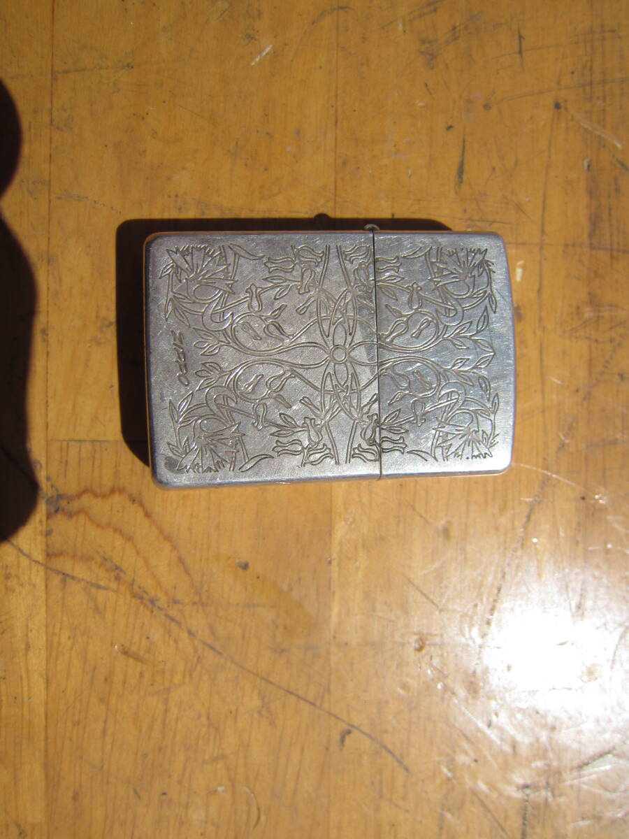 SATU436　ジッポ　ライター　ZIPPO　A　XI　1995年製？　オイルライター　整備前提　USA　送料370円_画像1