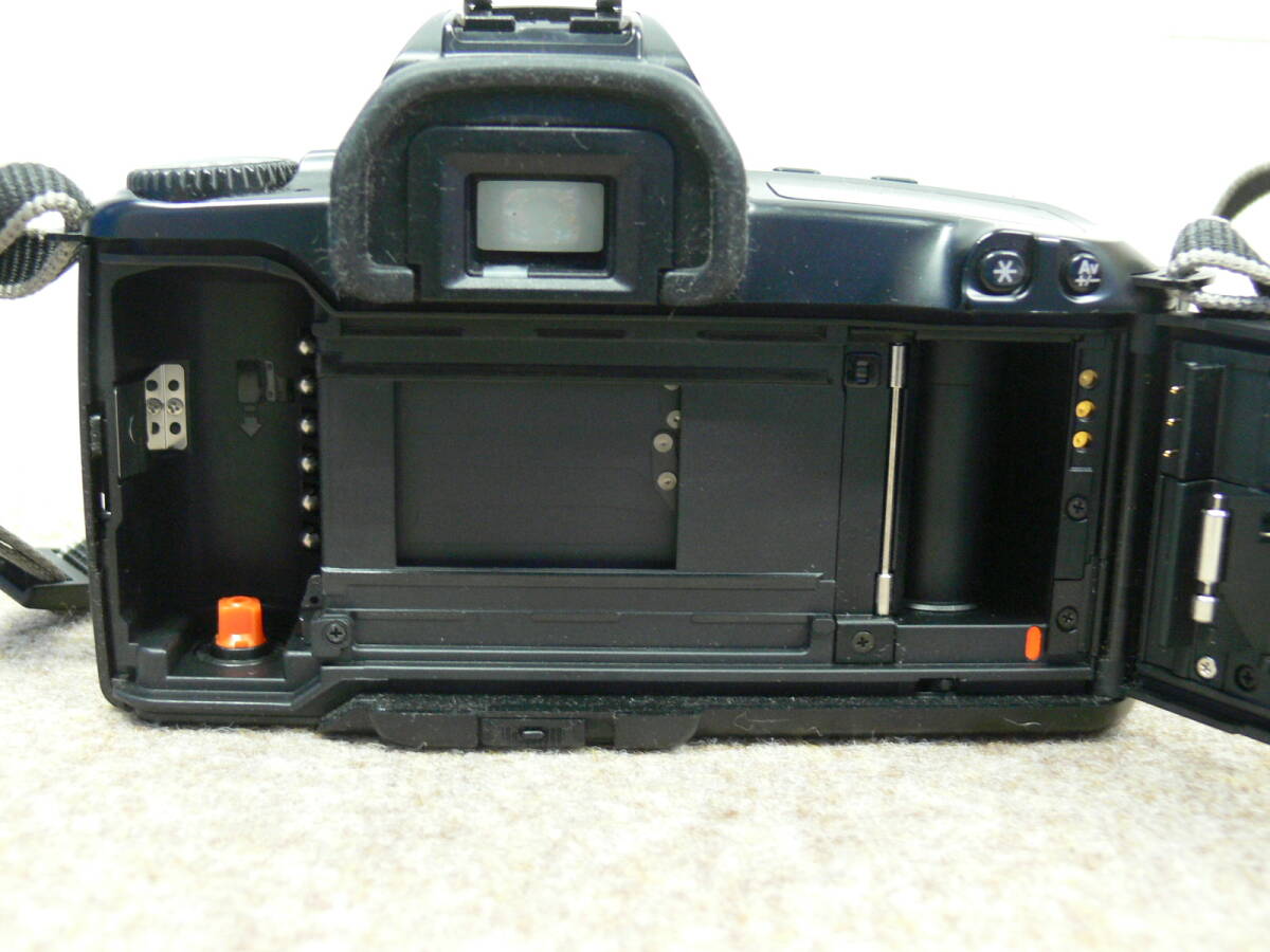 【ジャンク扱い】Canon EOS Kiss PANORAMA + Canon ZOOM LENS EF 28-80mm 1:3.5-5.6Ⅲ 58mm (一眼レフフイルムカメラセット)_画像4