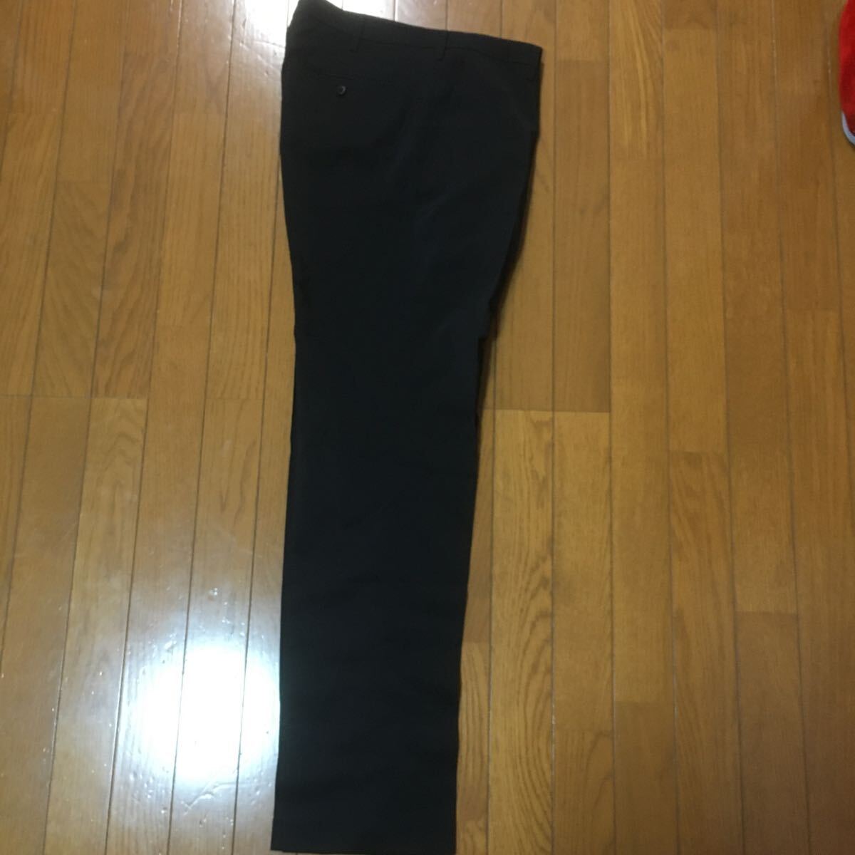 ユニクロ ズボン（パンツ）ブラック 黒 ウエスト91cm 総丈99cm 美品 送料230円 の画像4