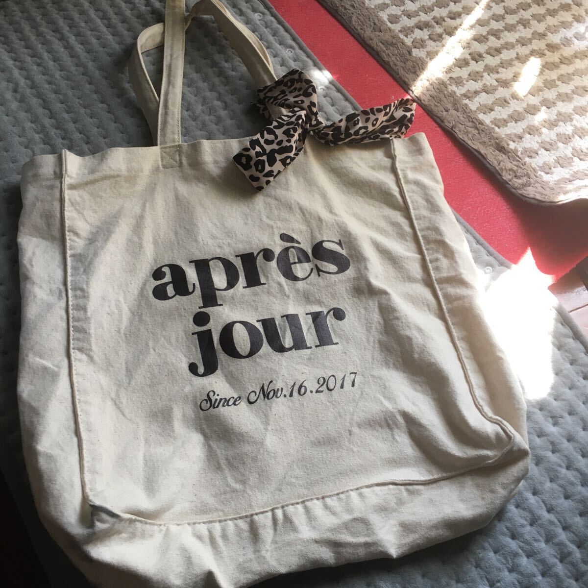 「apres jour」 ショルダーバッグ 布袋 帆布 白 39cm×35cm×10cm 送料230円_画像1