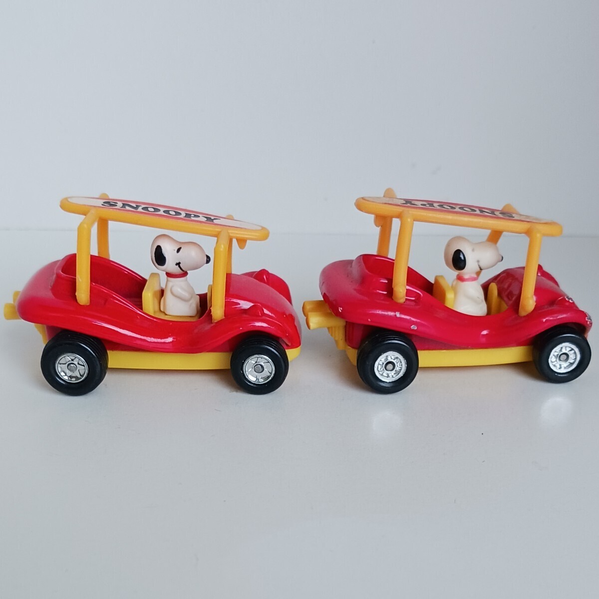 AVIVA スヌーピー MINI DIECAST SNOOPY IN SURF BUGGY 　2台セット_画像5