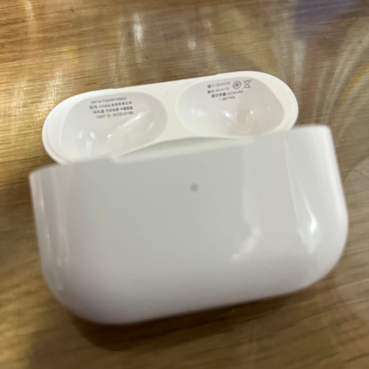 Apple AirPods Pro 第2世代 MTJV3CH/A ワイヤレスイヤホン 1003 Apple AirPods Pro 第2世代 MTJV3CH/A ワイヤレスイヤホン 1003