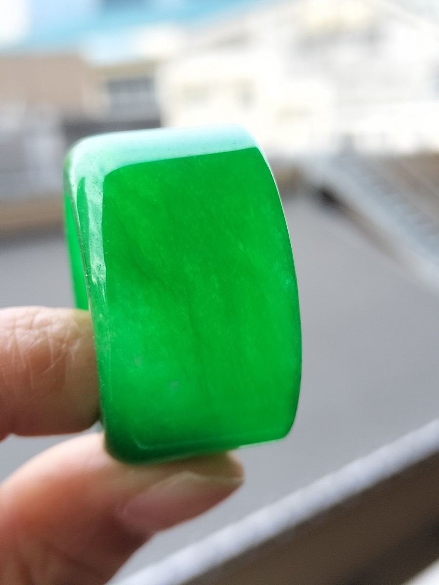 緑翡翠　天然石　指輪　一点物　リング　サムリング　内径23mm_画像4