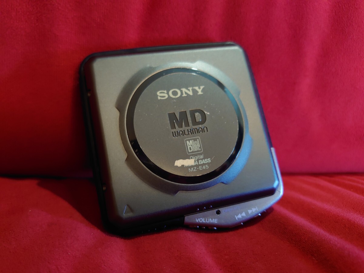 【SONY】MZ-E45 MD WALKMAN PORTABLE MD PLAYER ソニー ウォークマン ポータブル MDプレーヤー _画像2