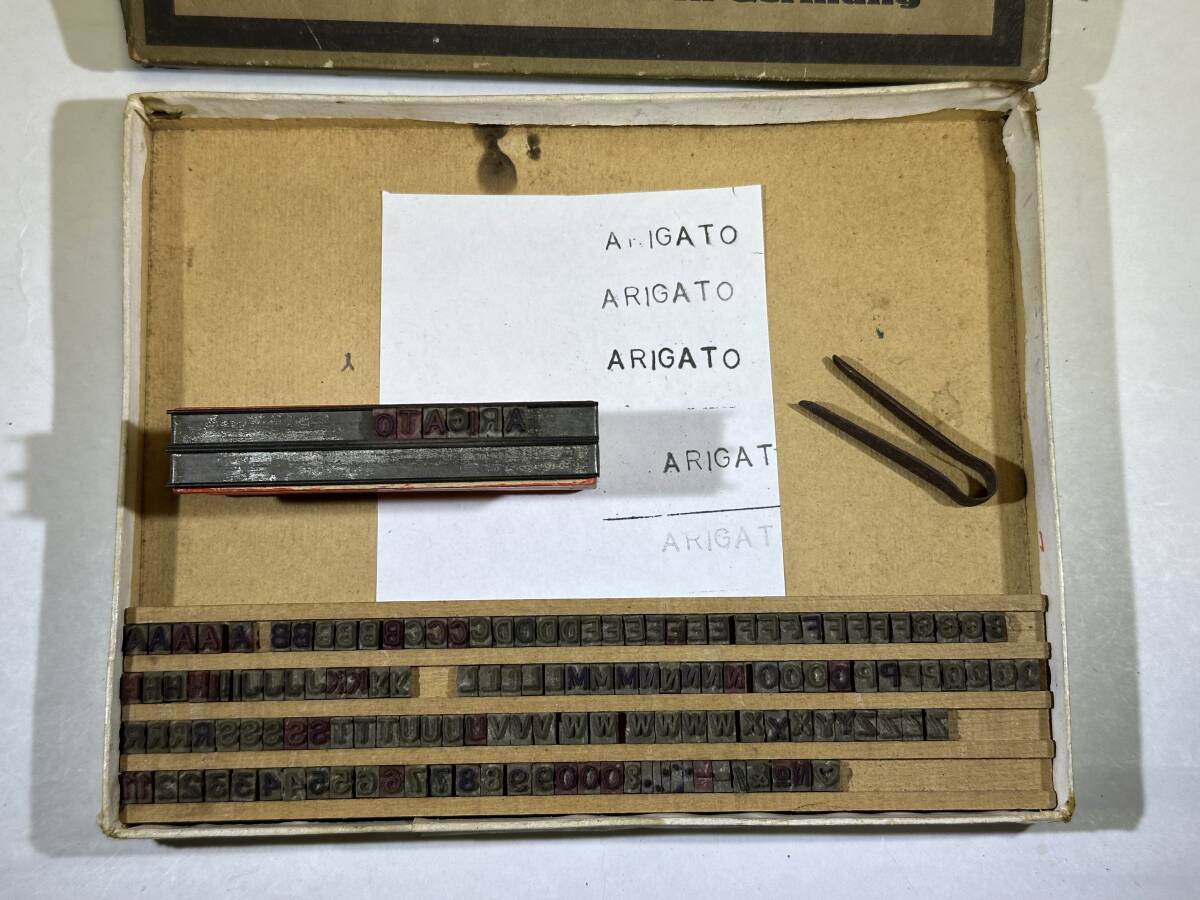 中古 レトロ ドイツ Noris製 アルファベット 数字 記号 ゴムスタンプ 11ポイント ホルダー式 ビンテージ コレクションの画像2