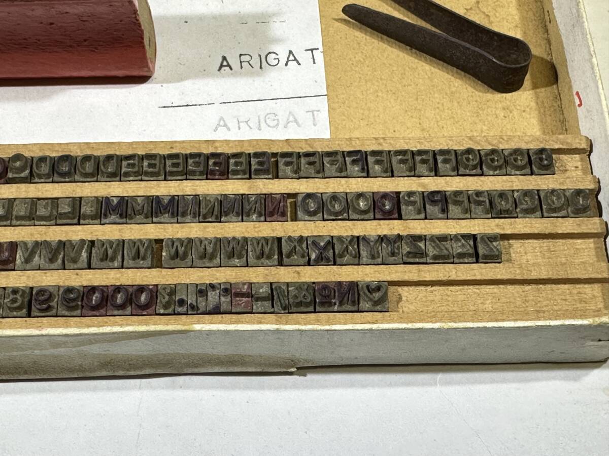 中古 レトロ ドイツ Noris製 アルファベット 数字 記号 ゴムスタンプ 11ポイント ホルダー式 ビンテージ コレクションの画像6