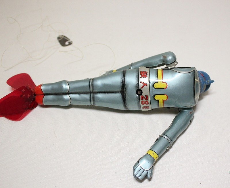 *ATD.. toy Tetsujin 28 number tin plate flying 1960 period that time thing head sofvi .. toy 