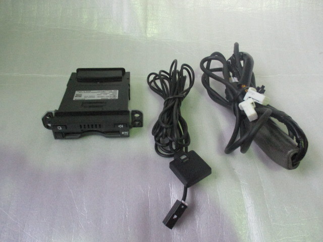 トヨタ純正 ETC車載器 デンソー製 純正品番 08686ー00350 トヨタ純正 ETC車載器 デンソー製 純正品番 08686ー00350