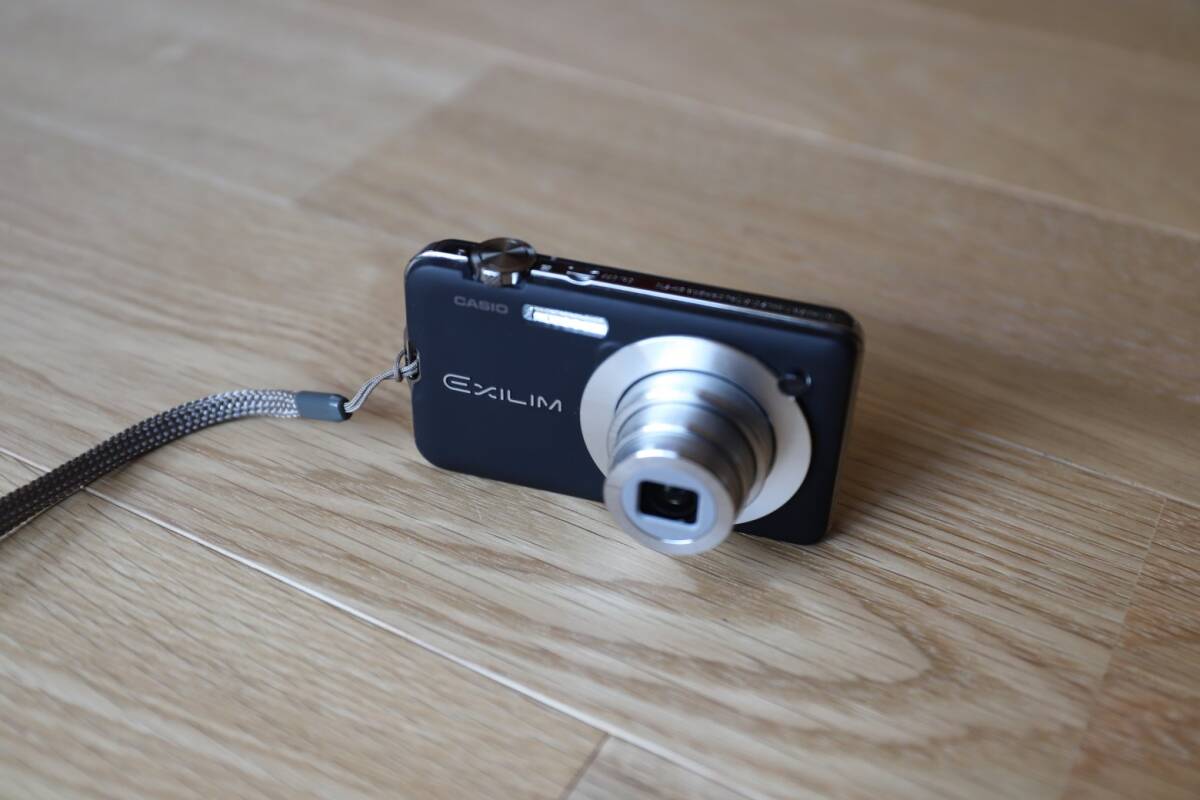 ★ 美品・動作品 CASIO EXILIM EX-S10 ★_画像5