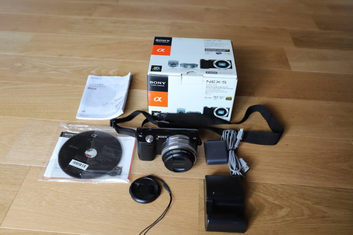 * beautiful goods * operation goods SONY NEX-5 body * standard single burnt point lens set *