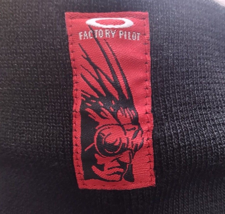 90s 00s OAKLEY オークリー 赤タグ ビーニー ニット帽 ブラック 90s 00s OAKLEY オークリー 赤タグ ビーニー ニット帽 ブラック