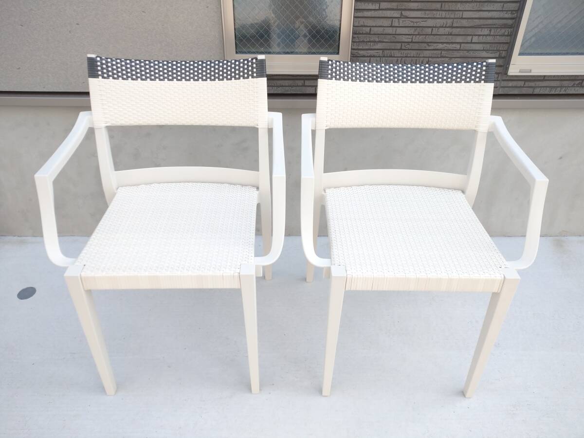 デドン DEDON プレイ アームチェア 2脚セット 椅子 ガーデンチェア テラスチェア ガーデンファニチャー フィリップ・スタルク ① ZAOEOIMM_画像2