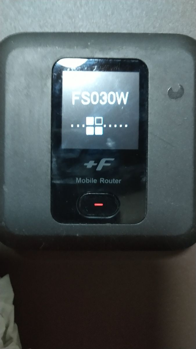 SIMフリーポケットwi-fi 富士ソフト FS030W