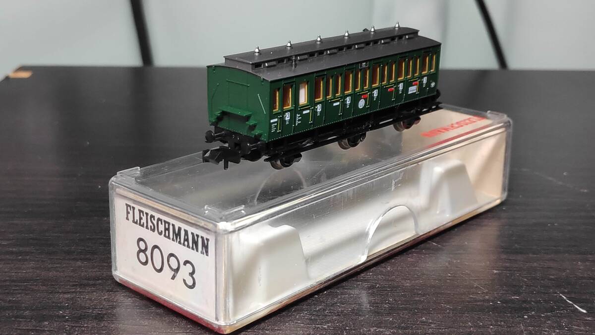 FLEISCHMANN DRG ドイツ帝国鉄道 3軸客車3両セットの画像3