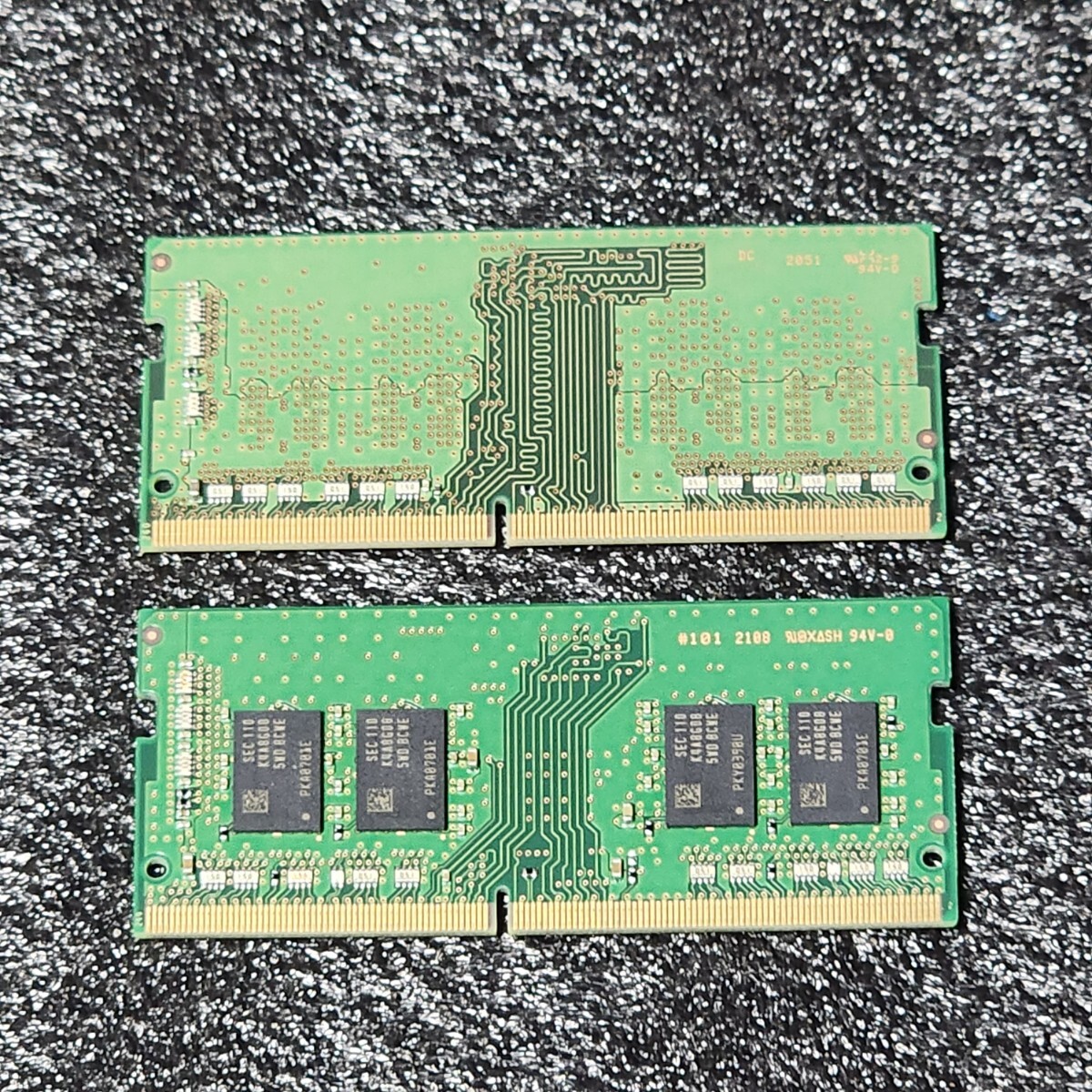 SAMSUNG DDR4-3200MHz 16GB (8GB×2枚キット) 動作確認済み ノートパソコン用 PCメモリ の画像3